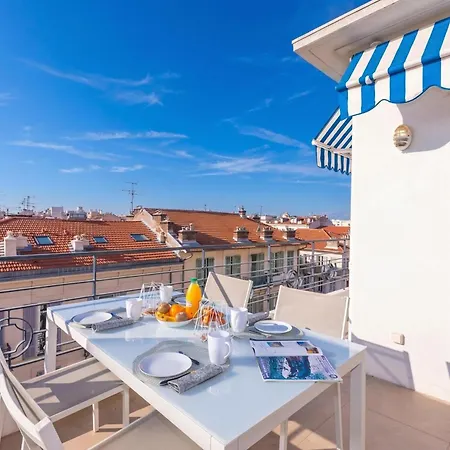 公寓 Rooftop At Palais De La Buffa - Happy *