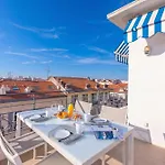 アパート Rooftop At Palais De La Buffa - Happy *